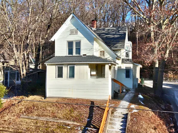 224 Crown Street, Meriden, CT 06450