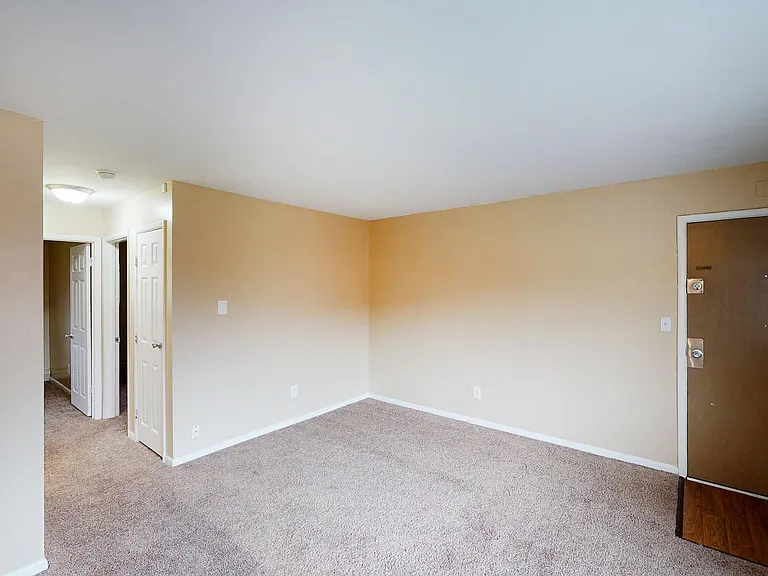Sharondale Woods Apartments — Photo 51