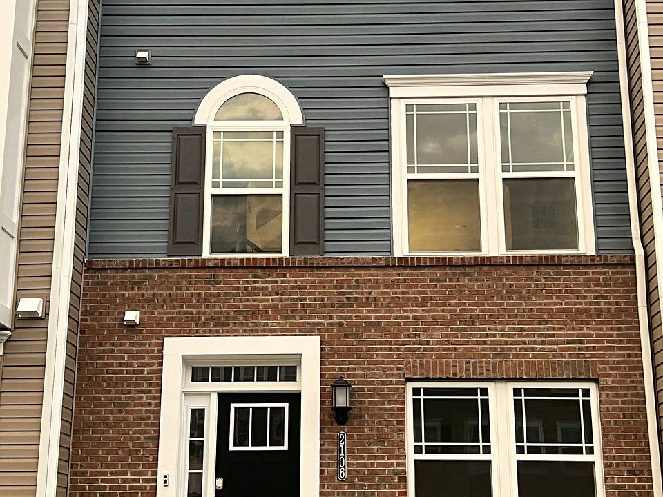 1st image of 2106 Woodlands Rd