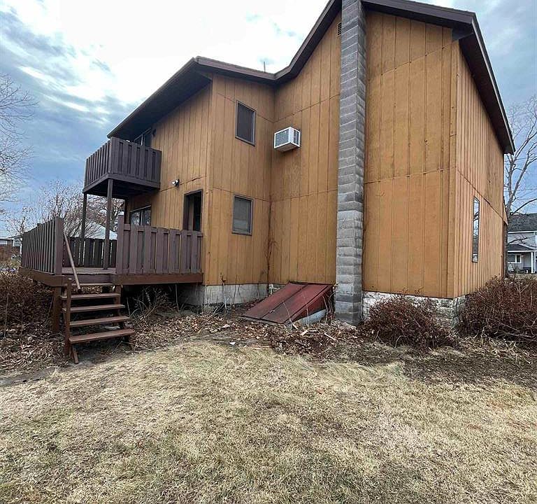 901 Mitchell St, Ackley, IA 50601 Zillow