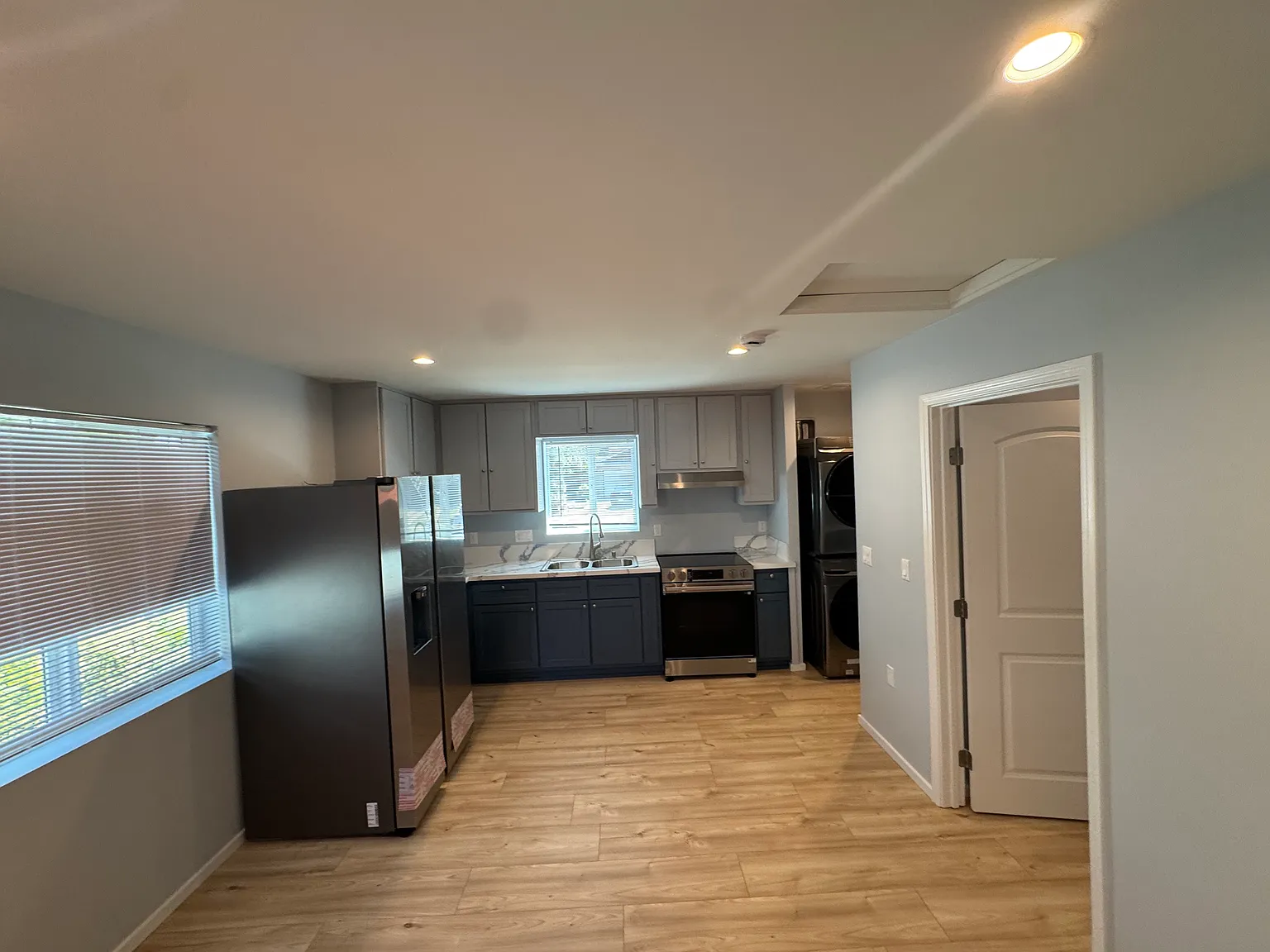 1 bed, 414 sqft, $1,700 — Photo 3