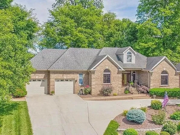 251 Ridgecrest Pl, Owensboro, KY 42301