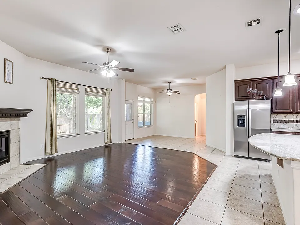 116 Azimuth Dr