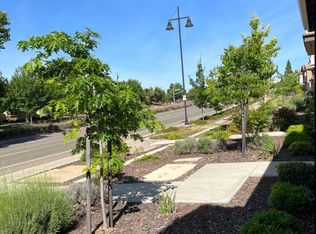 11064 International Dr, Rancho Cordova, CA 95670