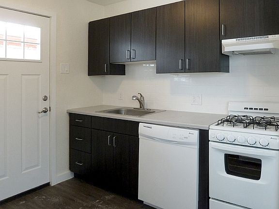 4th image of 2400 N High St #2400