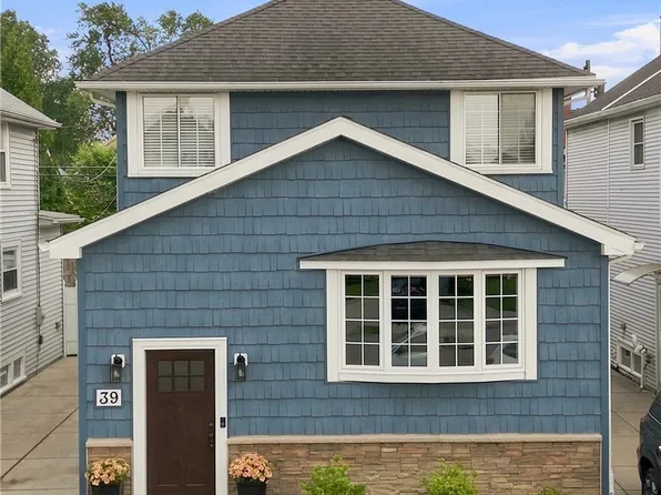 39 Delwood Rd, Buffalo, NY 14217