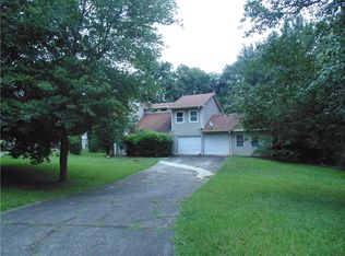 85 Applewood Ct, Marietta, GA 30064