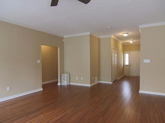 2nd image of 1441 Randall Park Dr