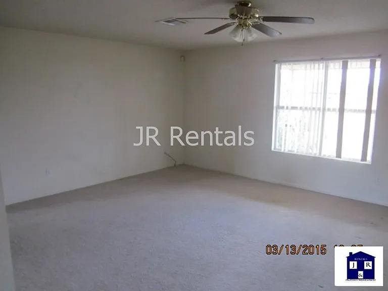 4607 Lloyd Dr — Photo 12