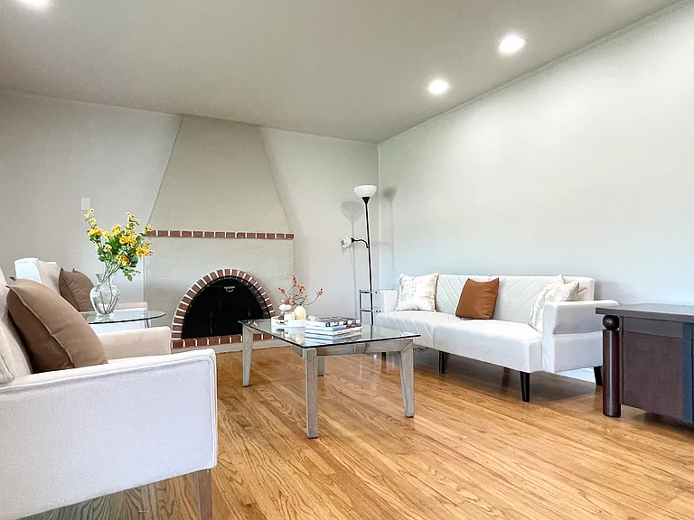 13 Rosalita Ln — Photo 2