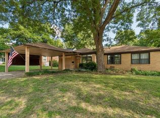 1115 W Brooks St, Norman, OK 73069