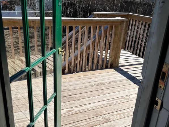 657 Naugatuck Ave, Milford, CT 06461