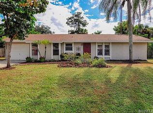 2792 Clipper Way, Naples, FL 34104