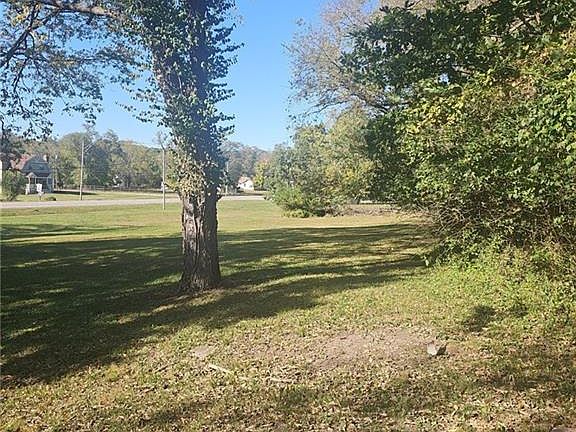 3rd image of 5301 NW Waukomis Dr
