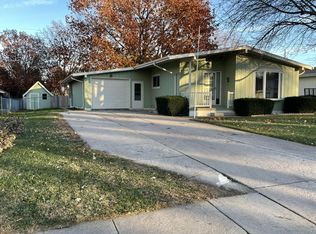1070 N 25th Ave, Blair, NE 68008