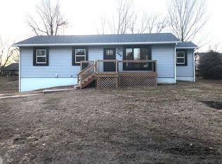 400 E Nelson St, Savannah, MO 64485