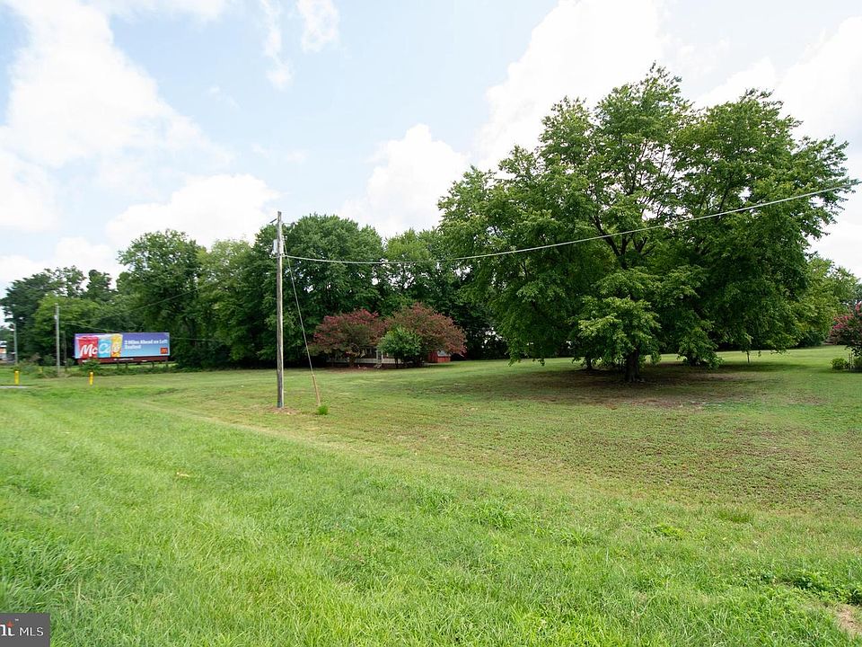 1st image of 26648 Linwood Dr
