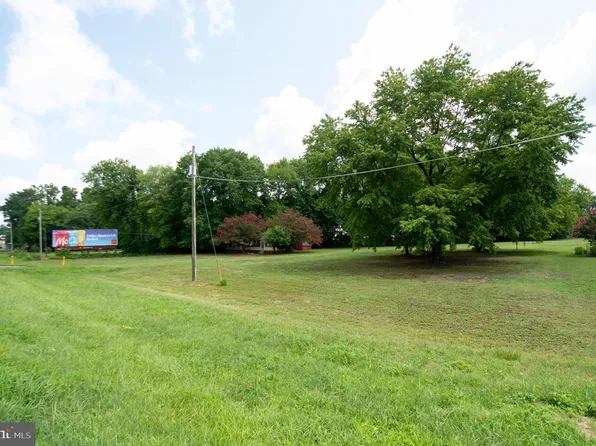 26648 Linwood Dr, Seaford, DE 19973