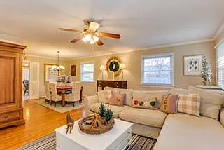 3501 Kingston Ct — Photo 6