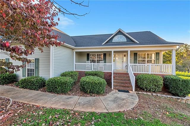 1st image of 217 Heather Glen Ln