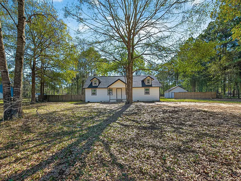 170 Walter Dr — Photo 8