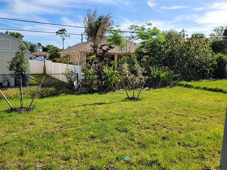 11383 Baggot Ave — Photo 33