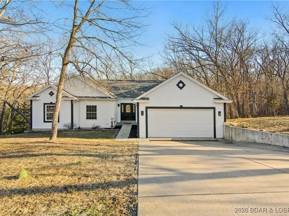 22 Navajo Rd, Lake Ozark, MO 65049