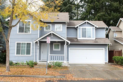 815 27th Ave SE Photo 1