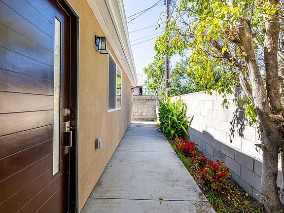 2nd image of 7917 Ben Ave