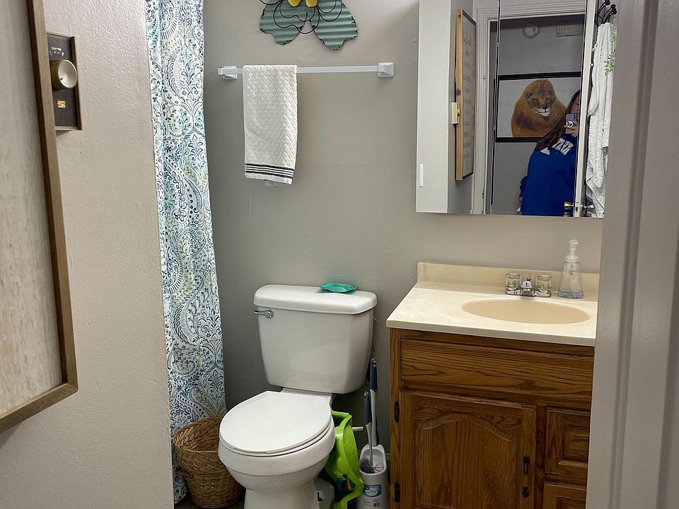 1st image of 343 Garden Park Dr