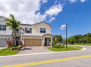 3933 Black Olive Ln, Hollywood, FL 33021