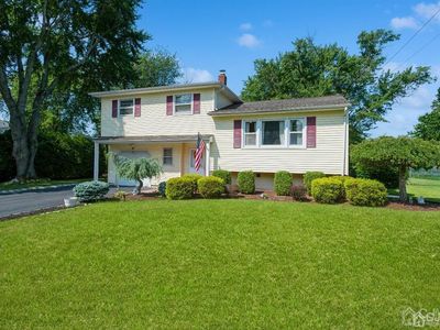 66 Janice Dr, Spotswood, NJ, 08884