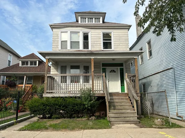 8242 S Houston Ave, Chicago, IL 60617