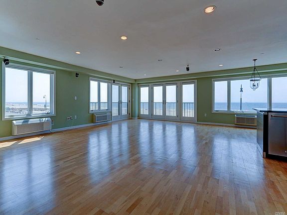 4th image of 220-230 West Broadway