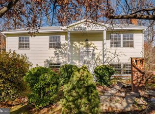 13701 Lynhurst Dr, Woodbridge, VA 22193