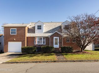 8 Clark Ave, Troy, NY 12180