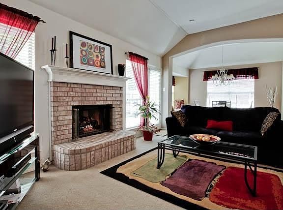 3rd image of 7762 Summerbrook Cir