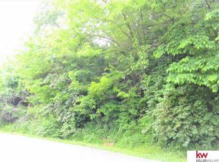 8891 Greenwood Rd, Plattsmouth, NE 68048
