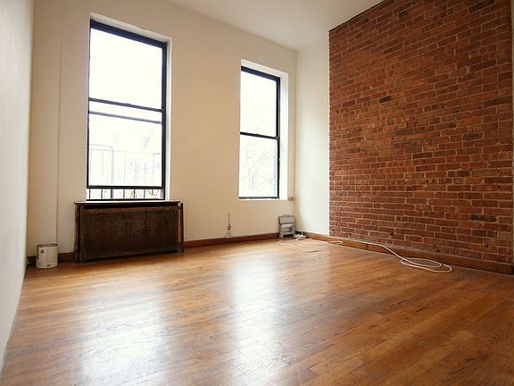 2nd image of 349 Amsterdam Ave APT 3R