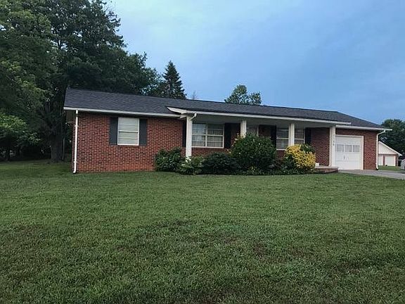 2nd image of 1156 Mountain View Dr