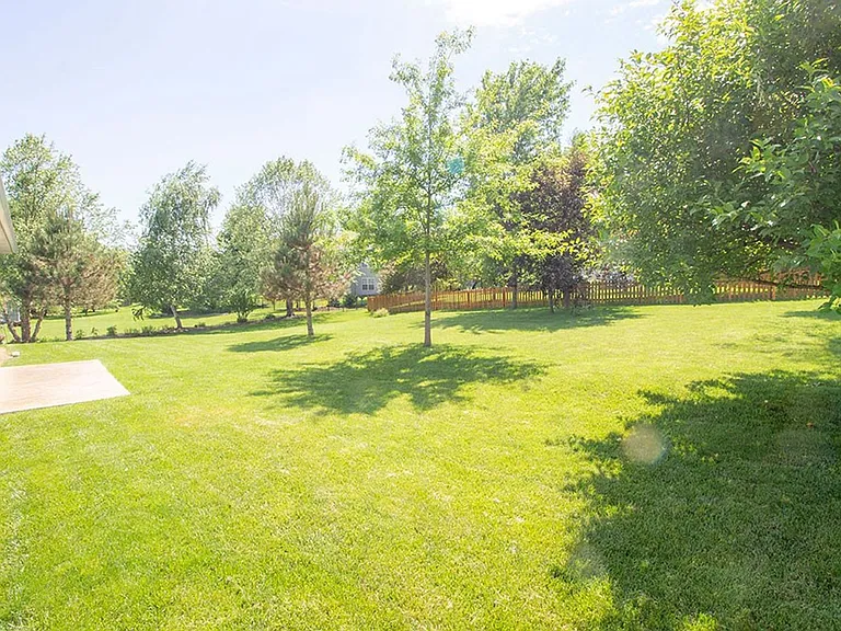 5305 Chamois Dr — Photo 44