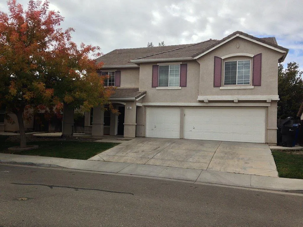 541 Osprey Dr photo 1