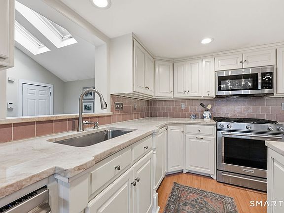 5th image of 57 Westledge Road