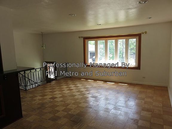 3rd image of 7814 Dalewood Pkwy