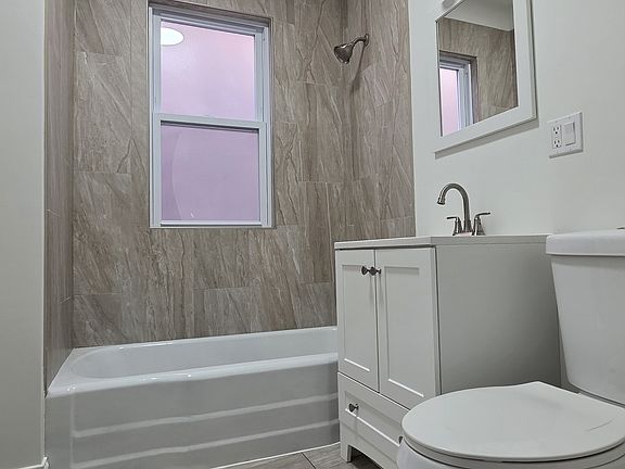 4th image of 3507 W 60th Pl #1