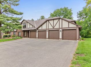 10702 Toledo Ct, Minneapolis, MN 55437