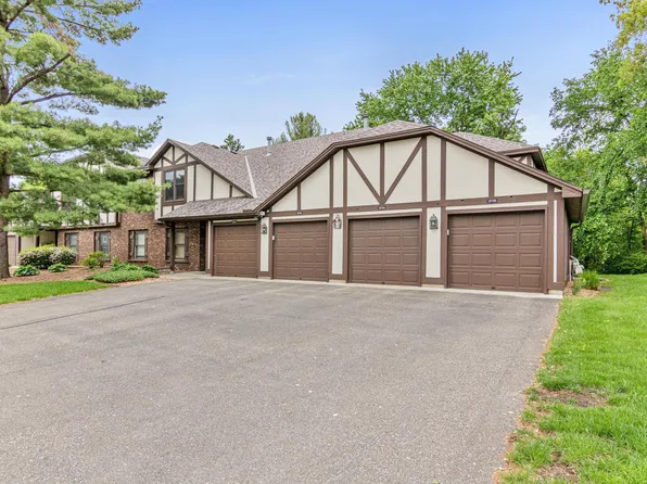10702 Toledo Ct, Minneapolis, MN 55437
