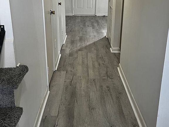 4th image of 5643 Darby Close