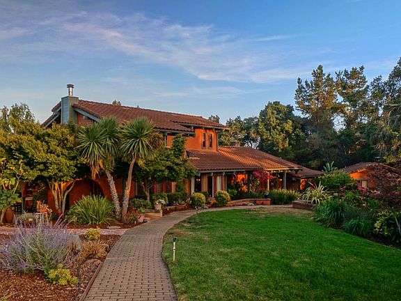 2nd image of 4550 Arana Creek Way