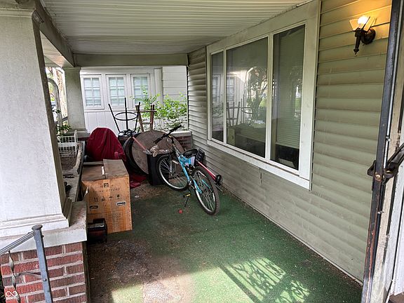 2nd image of 1012 W 32nd St